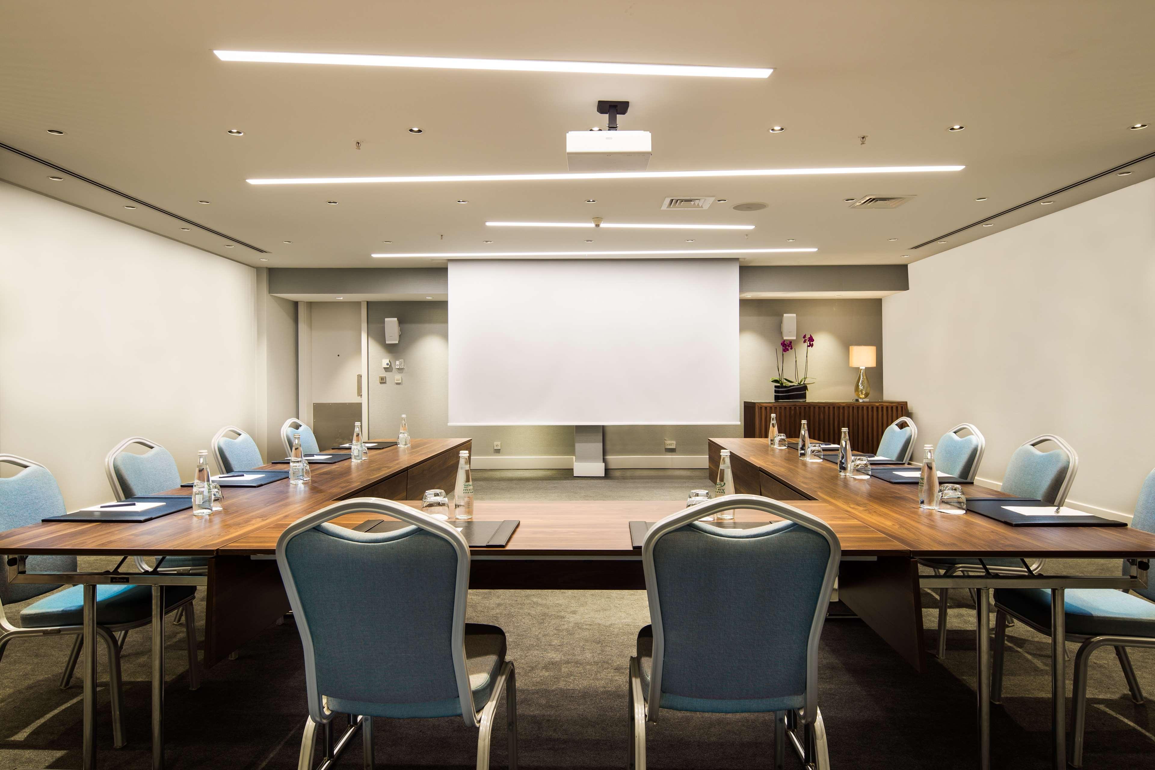 博斯普鲁斯丽笙酒店 伊斯坦布尔 外观 照片 The meeting room