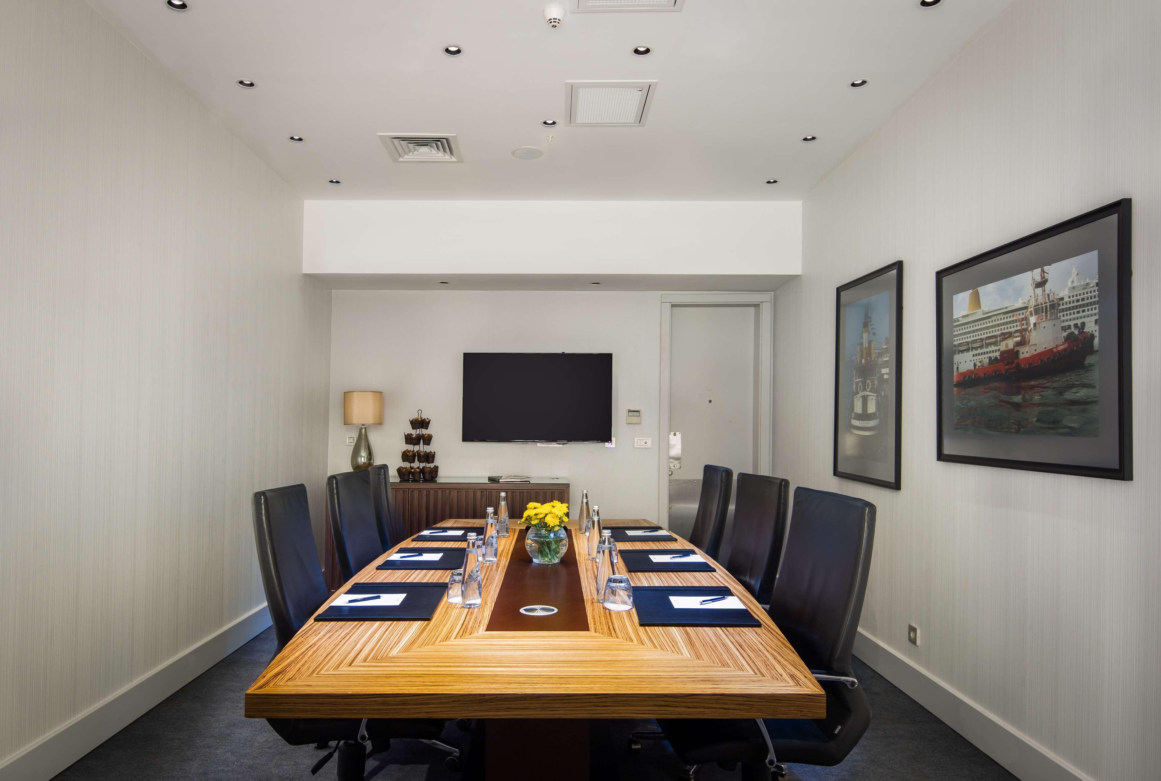 博斯普鲁斯丽笙酒店 伊斯坦布尔 外观 照片 Boardroom at the Westin Boston Waterfront