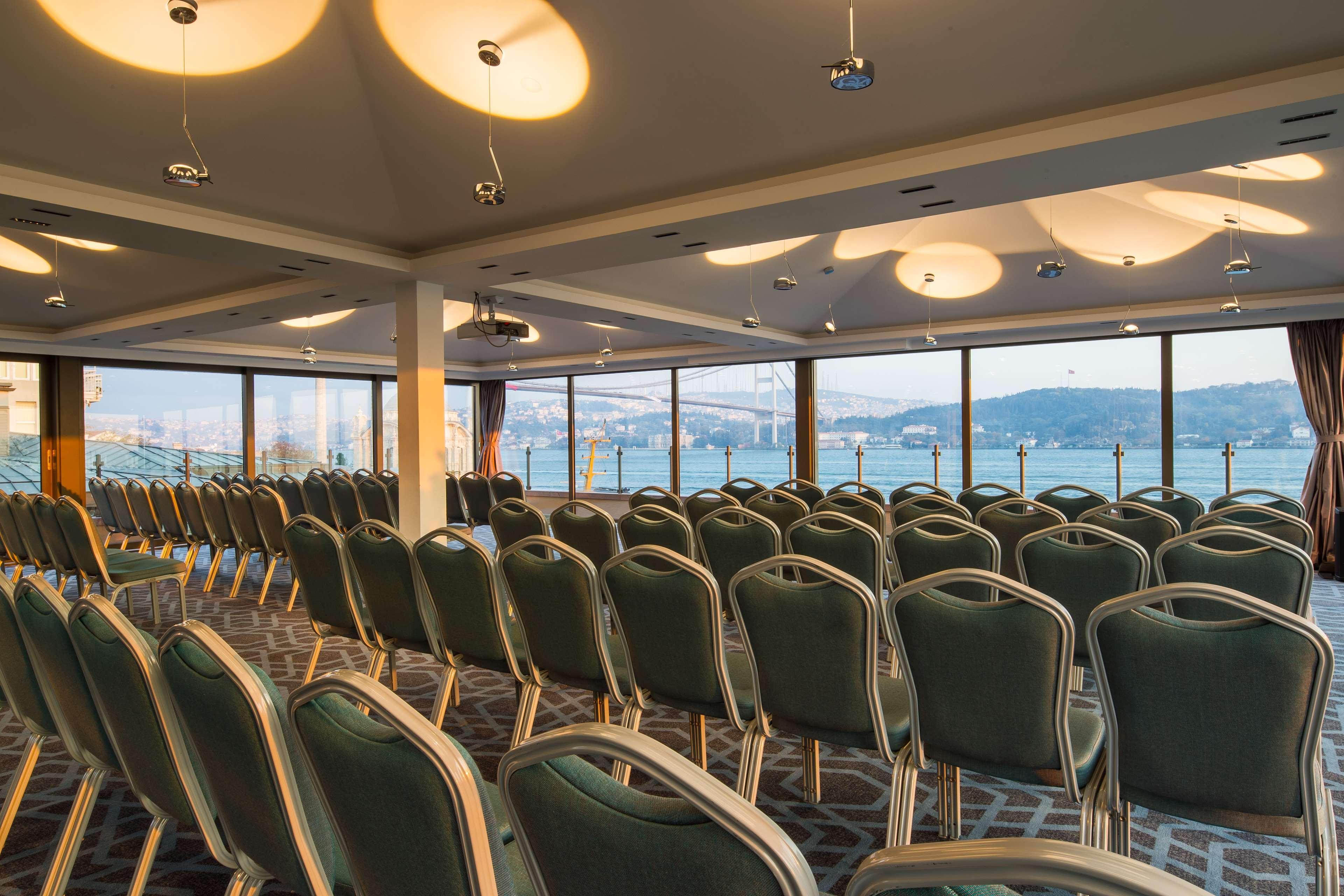 博斯普鲁斯丽笙酒店 伊斯坦布尔 外观 照片 The International Conference Centre