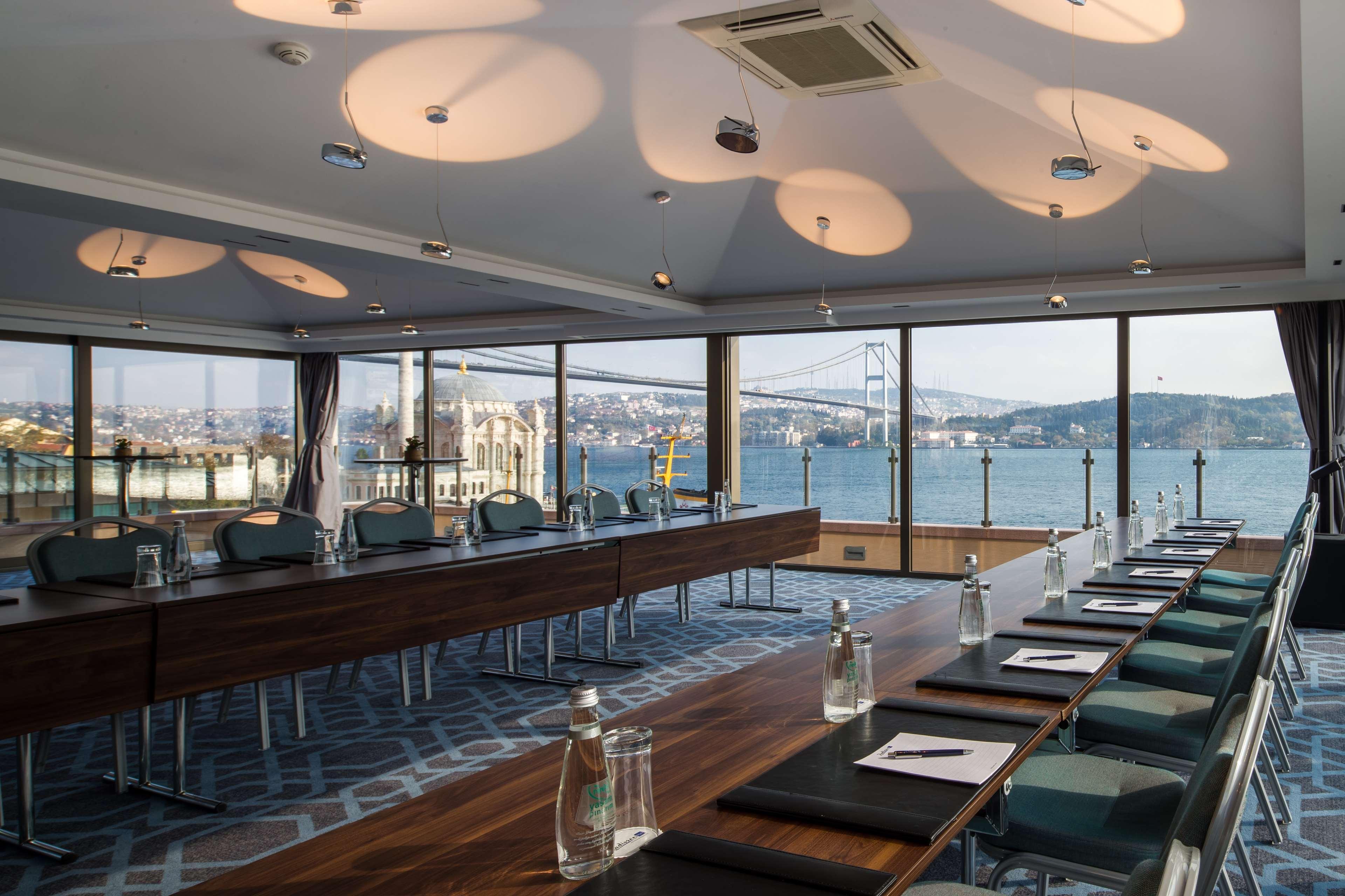 博斯普鲁斯丽笙酒店 伊斯坦布尔 外观 照片 The meeting room